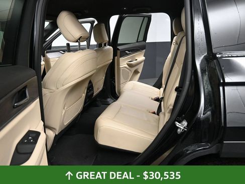 Used 2023 Jeep Grand Cherokee Limited AWD/4WD image 29