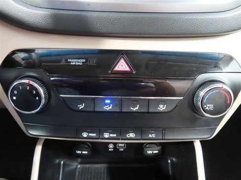 Used 2017 Hyundai Tucson SE w/ SE Popular Package 02 AWD/4WD image 21