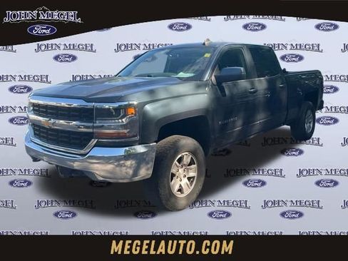 Used 2018 Chevrolet Silverado 1500 LT w/ Trailering Package AWD/4WD image 1