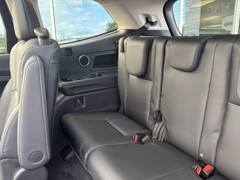 New 2025 Subaru Ascent Limited image 40