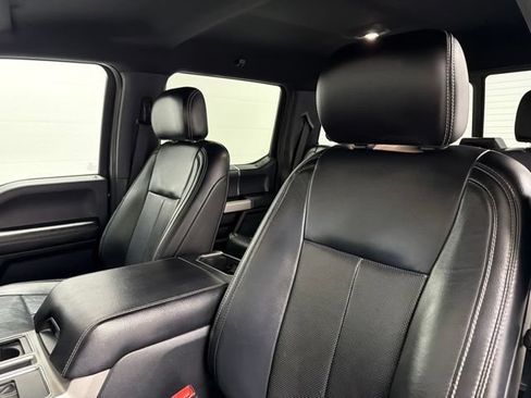 Used 2019 Ford F150 Lariat w/ Equipment Group 502A Luxury AWD/4WD image 24