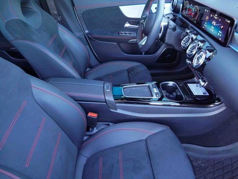 Used 2025 Mercedes-Benz CLA 250 CLA 250 image 12