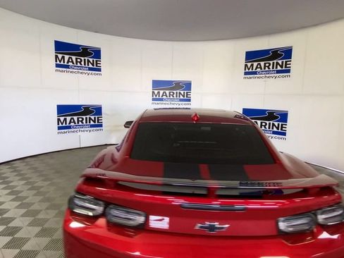 Used 2019 Chevrolet Camaro SS w/ LPO, Camaro Insignia Package RWD image 9