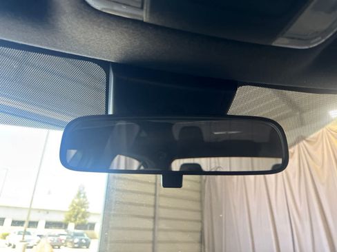 Used 2021 Toyota Corolla SE w/ Carpet Mat Package (TMS) FWD image 26