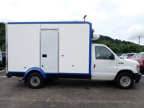 Used 2023 Ford E-350 and Econoline 350 Super Duty RWD image 8