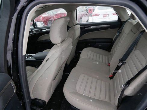 Used 2017 Ford Fusion S image 10