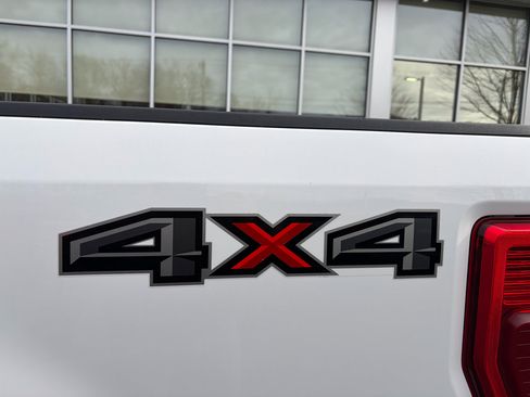 Used 2020 Ford F250 Lariat w/ Chrome Package image 13