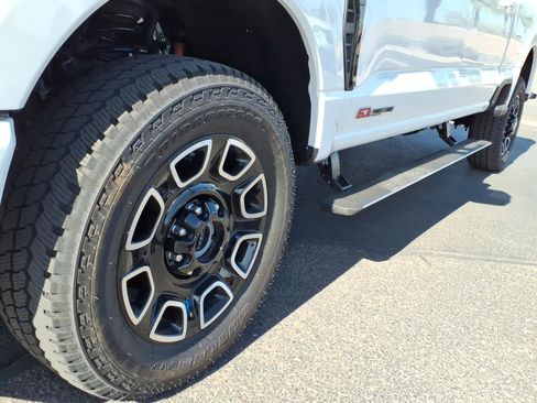 New 2025 Ford F250 Platinum AWD/4WD image 6
