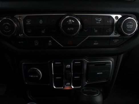 New 2026 Jeep Gladiator Sport image 6