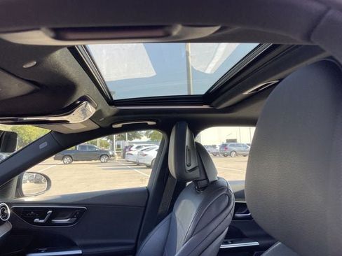 Used 2025 Mercedes-Benz C 300 Sedan image 22