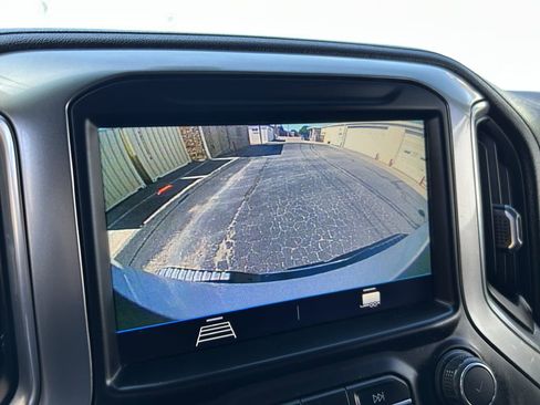 Used 2023 Chevrolet Silverado 2500 LT image 9