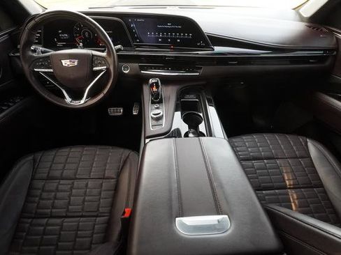 Used 2023 Cadillac Escalade V image 12