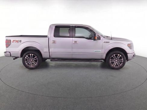 Used 2014 Ford F150 FX4 w/ Equipment Group 402A Luxury AWD/4WD image 8