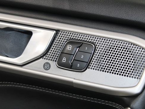 Used 2021 Ford Explorer Limited w/ Equipment Group 301A image 41