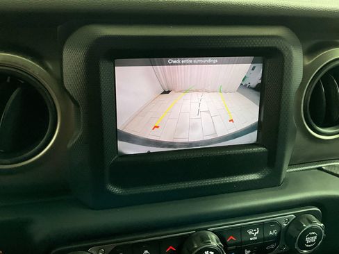 Used 2020 Jeep Wrangler Unlimited Sport S AWD/4WD image 22
