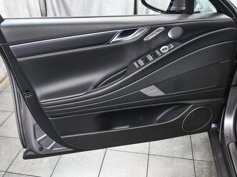 Used 2025 Genesis G80 3.5T Sport AWD/4WD image 9