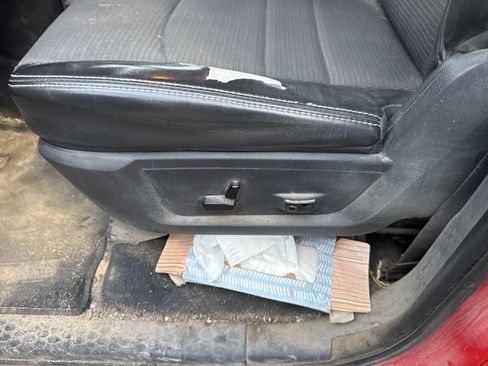 Used 2010 Dodge Ram 1500 Truck Sport image 12