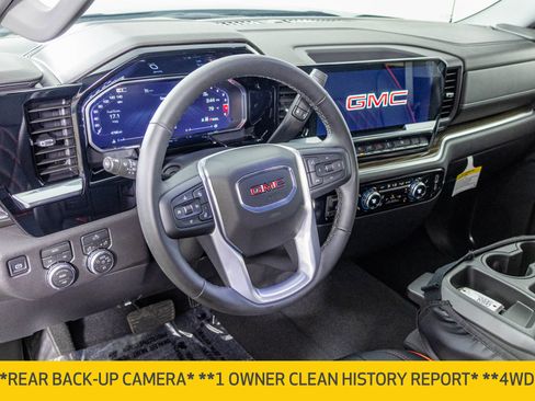 Used 2026 GMC Sierra 1500 Elevation AWD/4WD image 5