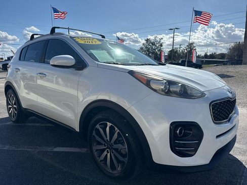 Used 2017 Kia Sportage EX image 7