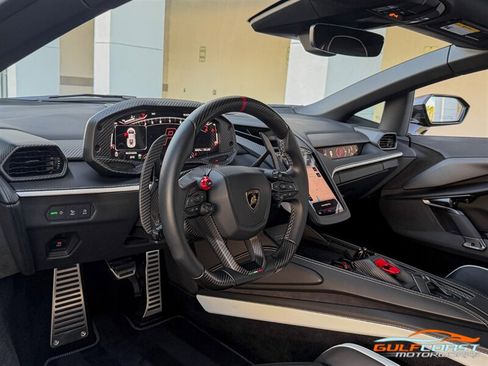 Used 2024 Lamborghini Revuelto AWD/4WD image 14