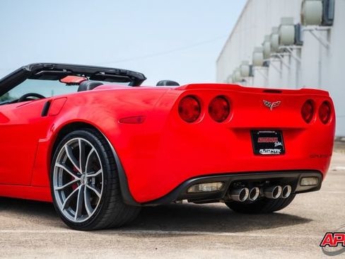 Used 2013 Chevrolet Corvette 427 w/ 1SC Preferred Equipment Group RWD image 46