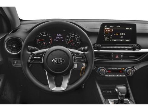 Used 2021 Kia Forte LXS FWD image 7