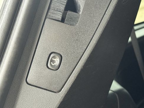 Used 2020 Dodge Grand Caravan GT FWD image 22