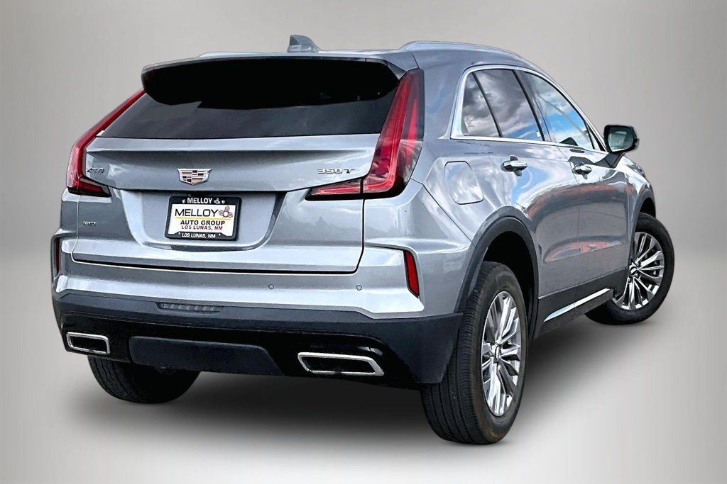 Used 2024 Cadillac XT4 Premium Luxury AWD/4WD image 6