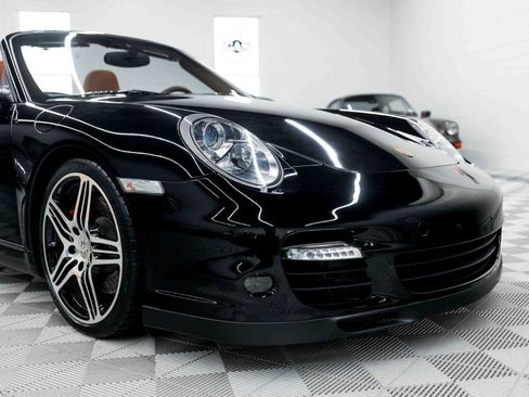 Used 2008 Porsche 911 Turbo AWD/4WD image 19