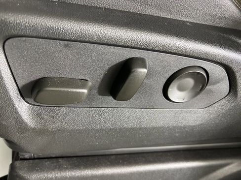 Used 2024 Chevrolet Tahoe High Country w/ Advanced Technology Package image 3