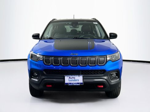 Used 2022 Jeep Compass Trailhawk w/ Trailhawk Convenience Group AWD/4WD image 2