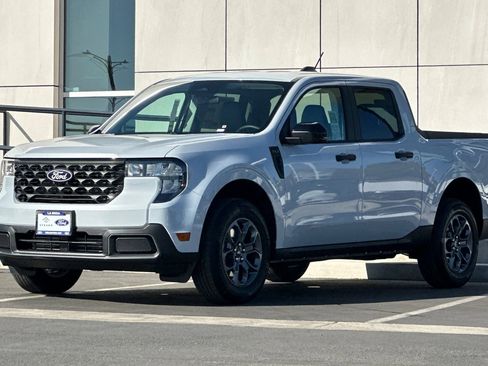 New 2025 Ford Maverick XLT w/ XLT Luxury Package image 7