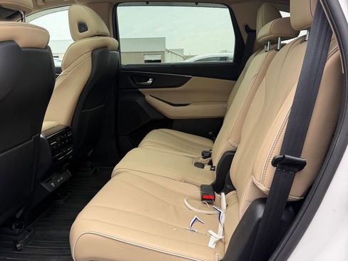 Used 2023 Acura MDX SH-AWD w/ Advance Package image 12