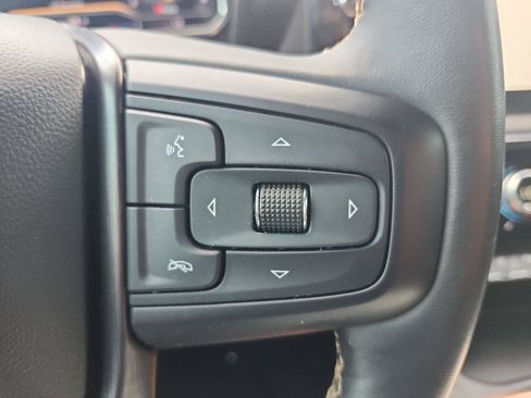 Used 2024 GMC Sierra 2500 AT4 w/ AT4 Premium Plus Package AWD/4WD image 29