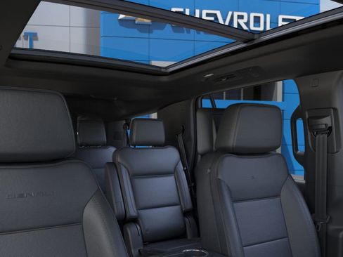 New 2026 GMC Yukon Denali image 24