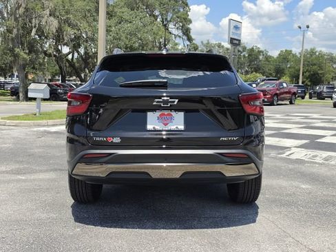 New 2026 Chevrolet Trax ACTIV w/ Driver Confidence Package FWD image 4