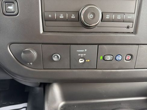 New 2026 Chevrolet Express 3500 w/ Power Convenience Package image 28