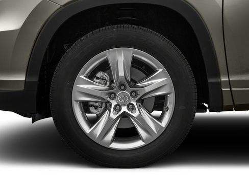 Used 2016 Toyota Highlander Limited FWD image 12