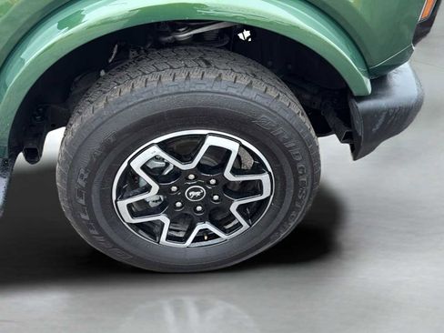 Used 2025 Ford Bronco Outer Banks image 42
