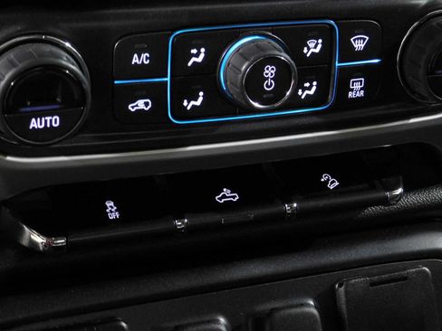 Used 2017 GMC Sierra 1500 SLE w/ Elevation Edition AWD/4WD image 41