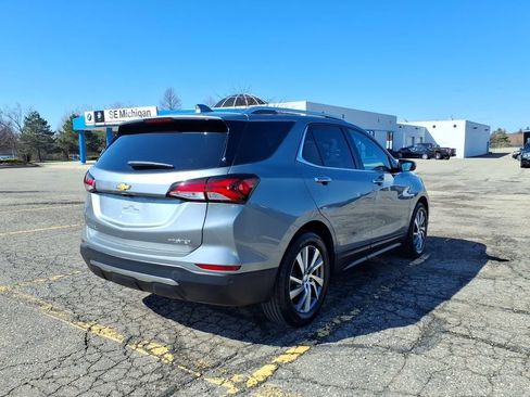 Used 2023 Chevrolet Equinox Premier FWD image 4