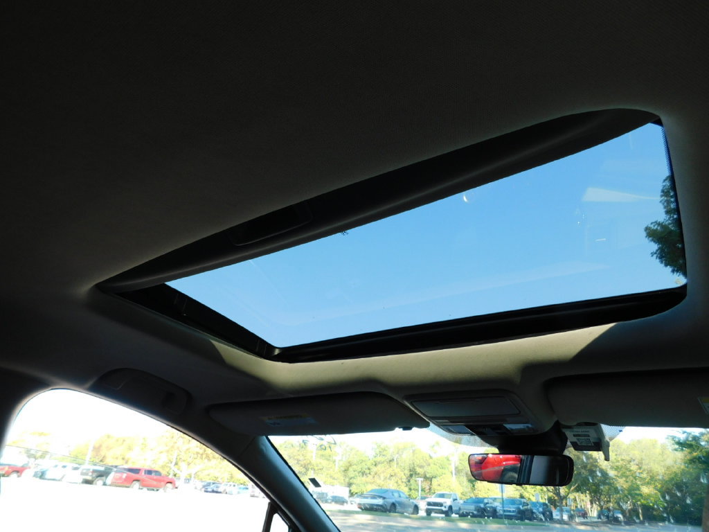 Certified 2025 Honda Odyssey EX-L image 3