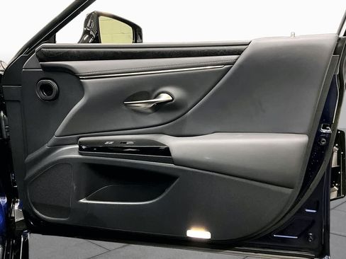 Used 2022 Lexus ES 350 w/ Premium Package FWD image 23