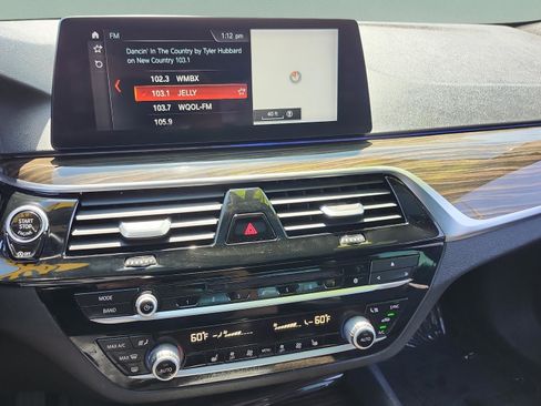 Used 2018 BMW 530i xDrive image 32