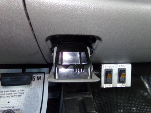 Used 2013 Chevrolet Silverado 2500 W/T AWD/4WD image 70