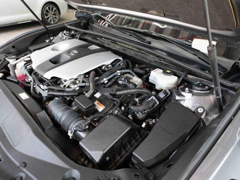 Used 2019 Lexus ES 300h w/ Premium Package FWD image 32