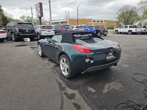 Used 2006 Pontiac Solstice Convertible w/ Premium Package image 8