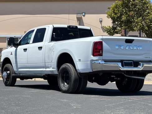 New 2026 RAM 3500 Tradesman AWD/4WD image 5