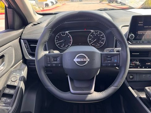 Certified 2026 Nissan Rogue SV AWD/4WD image 15