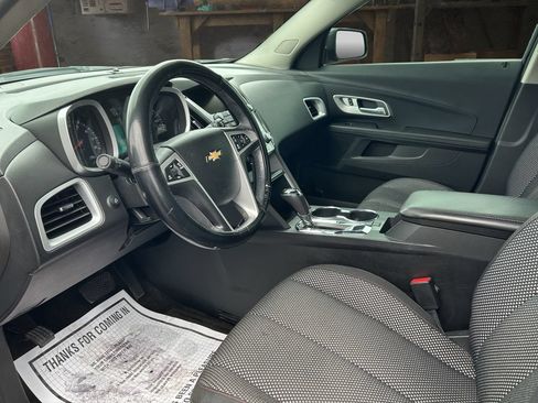 Used 2017 Chevrolet Equinox LT w/ Convenience Package FWD image 13
